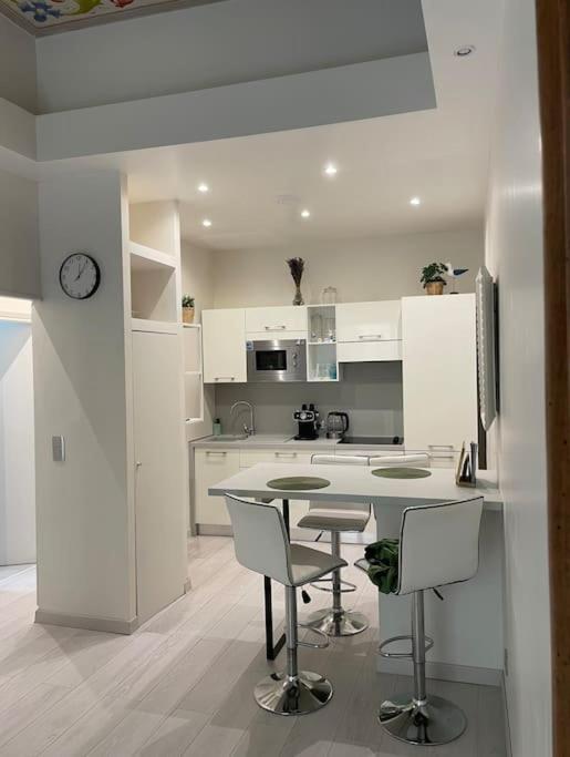 Luxury Apartment In The Heart Of Old Town Nice. Exteriör bild